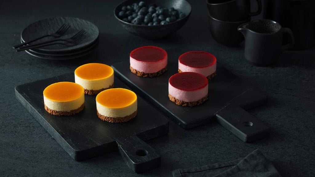 Vegan Rasberry mousse cramble